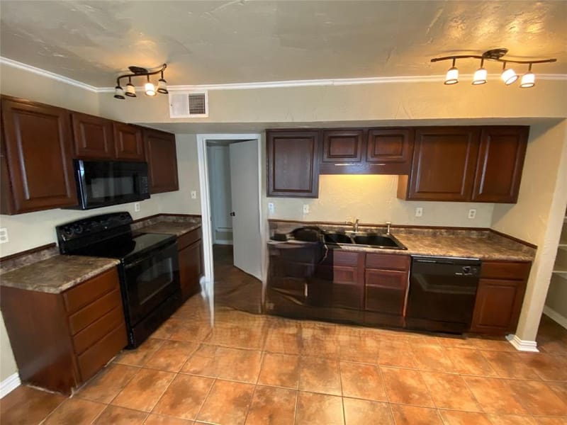 6722 Oriole Court, Fort Worth TX 76137 - Photo 13