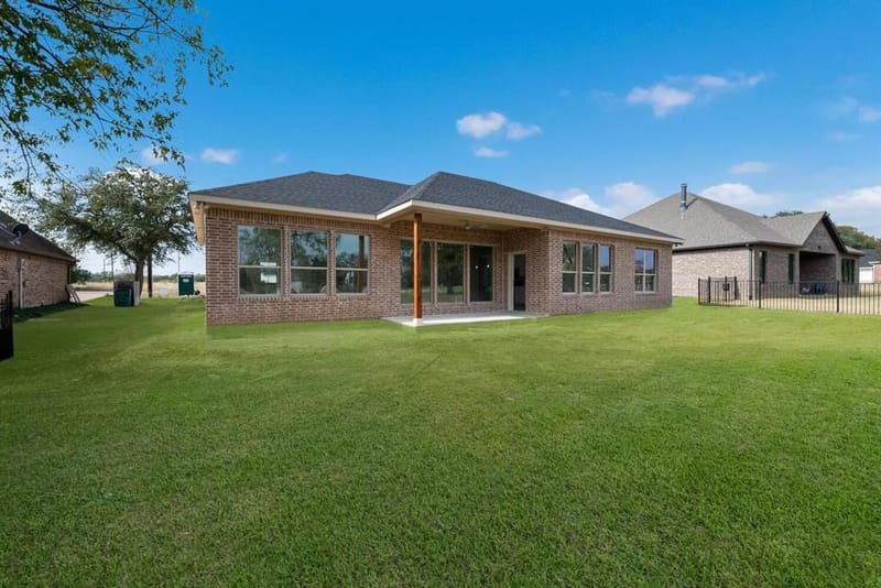 13027 Eagles Nest Drive, Whitney TX 76692 - Photo 24