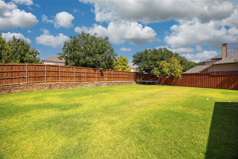 711 Country Meadow Drive, Murphy TX 75094 - Photo 6