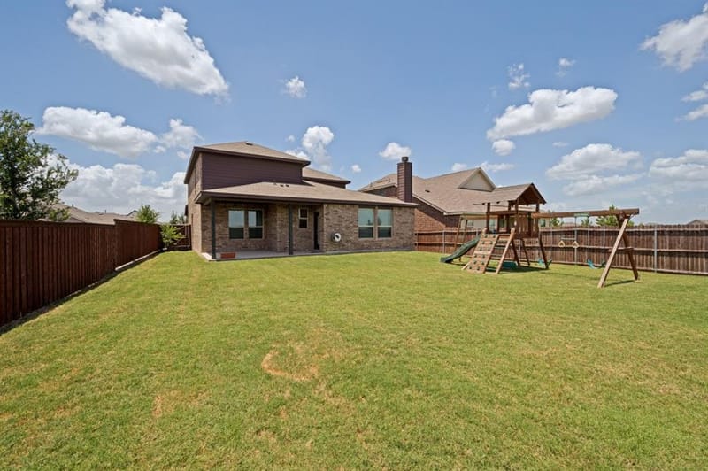 11520 Aspen Meadows Court, Aubrey TX 76227 - Photo 23