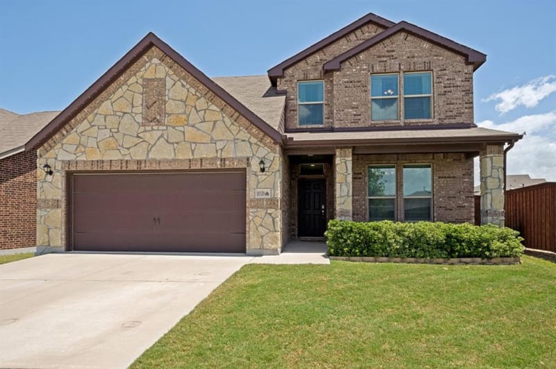 11520 Aspen Meadows Court, Aubrey TX 76227 - Photo 2