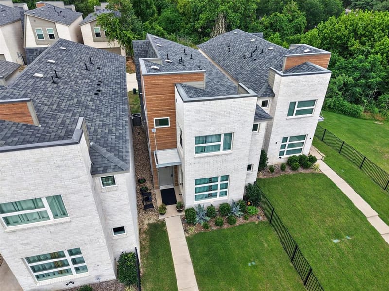340 Oakbend Drive, Lewisville TX 75067 - Photo 5