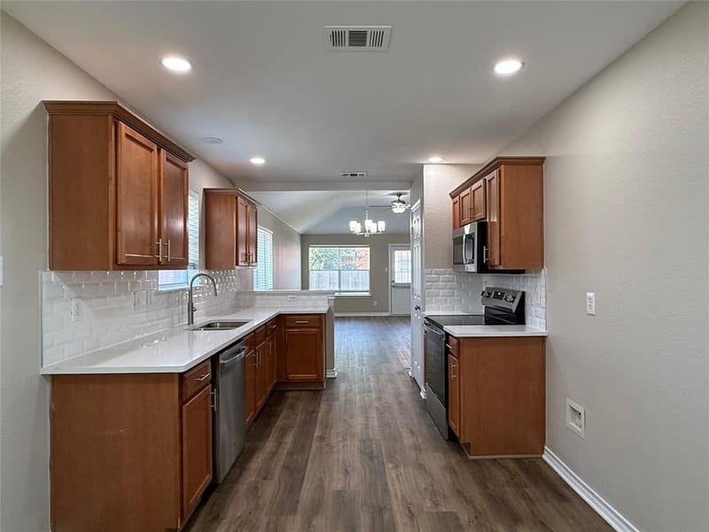 103 Santa Fe Trail, Justin TX 76247 - Photo 17