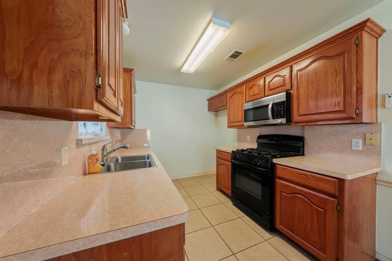 313 N Main Street, Red Oak TX 75154 - Photo 13