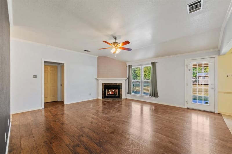 313 N Main Street, Red Oak TX 75154 - Photo 3