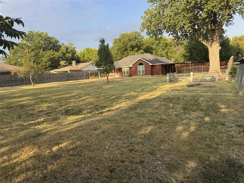 313 N Main Street, Red Oak TX 75154 - Photo 37