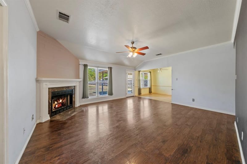 313 N Main Street, Red Oak TX 75154 - Photo 4