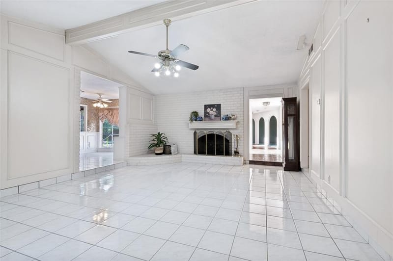6101 Circleview Drive, Haltom City TX 76180 - Photo 5