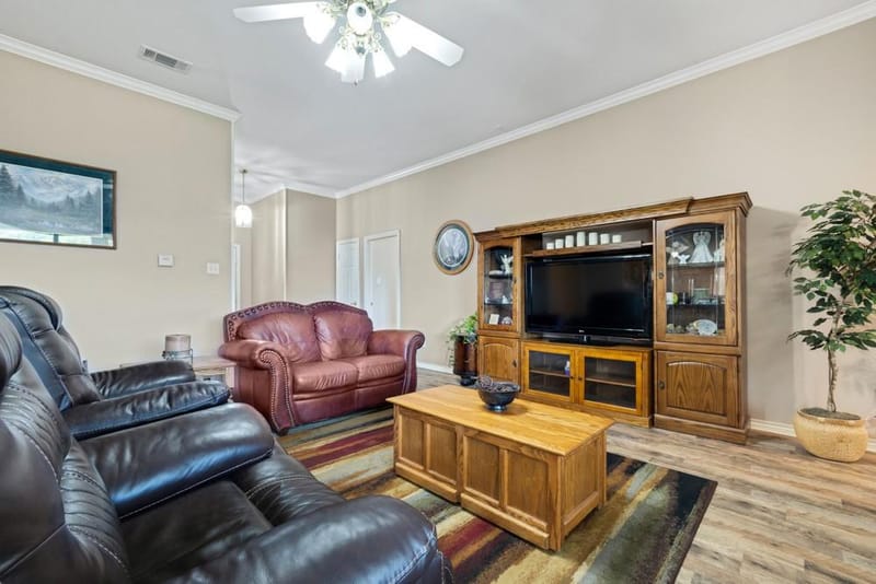 135 Honeysuckle Drive, Justin TX 76247 - Photo 6