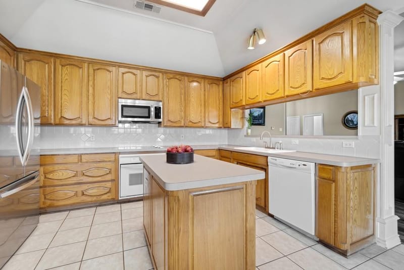 135 Honeysuckle Drive, Justin TX 76247 - Photo 12