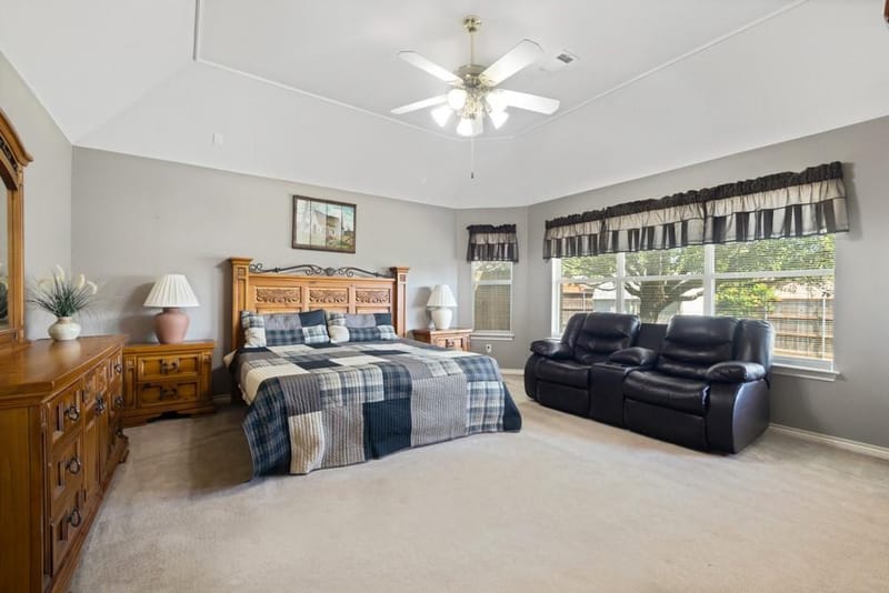 135 Honeysuckle Drive, Justin TX 76247 - Photo 29