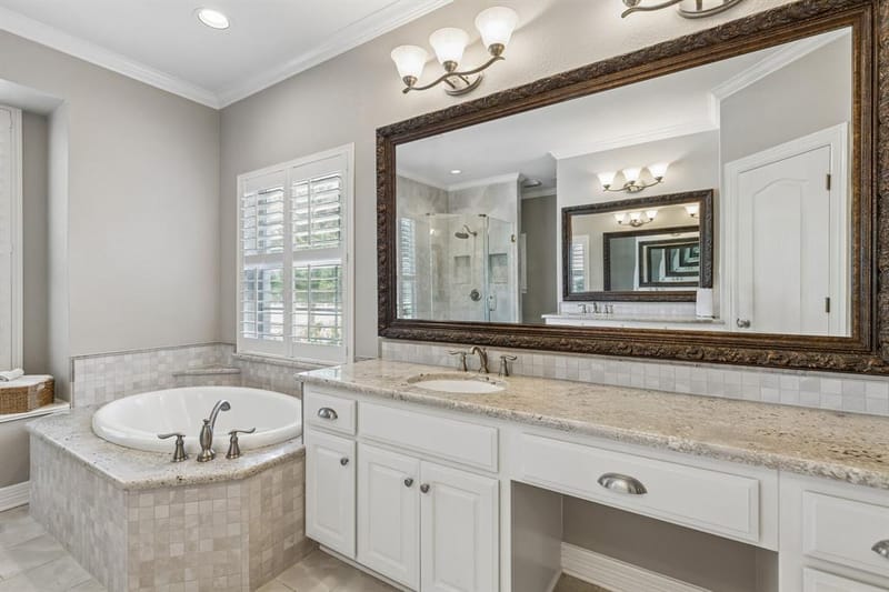 5401 Hidden Valley Court, Mansfield TX 76063 - Photo 17