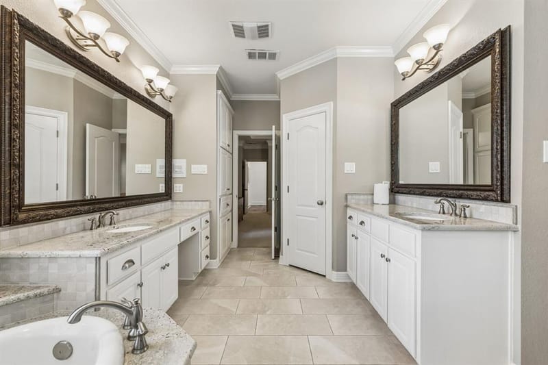 5401 Hidden Valley Court, Mansfield TX 76063 - Photo 15