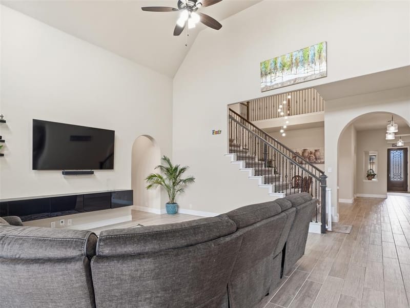 521 Ridgewater Trail, Fort Worth TX 76131 - Photo 4