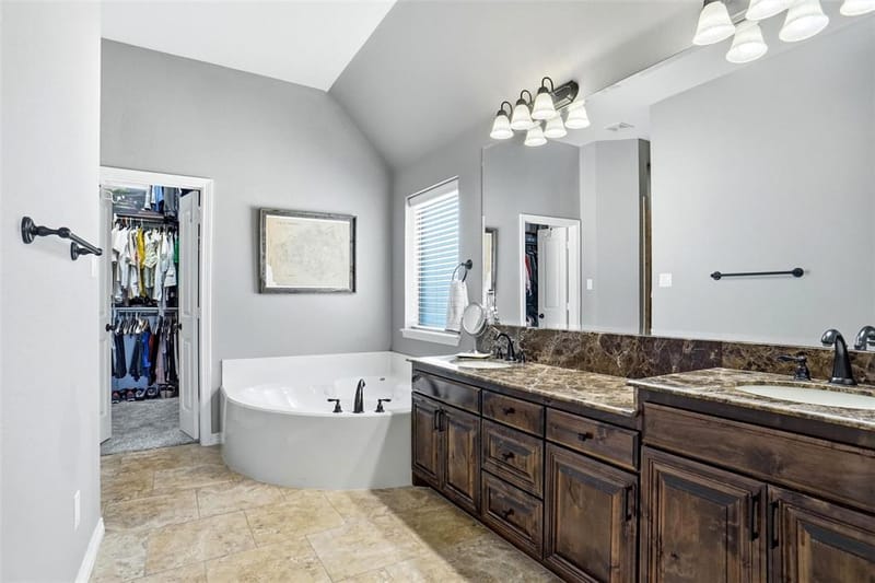 14216 Lucille Drive, Newark TX 76071 - Photo 13