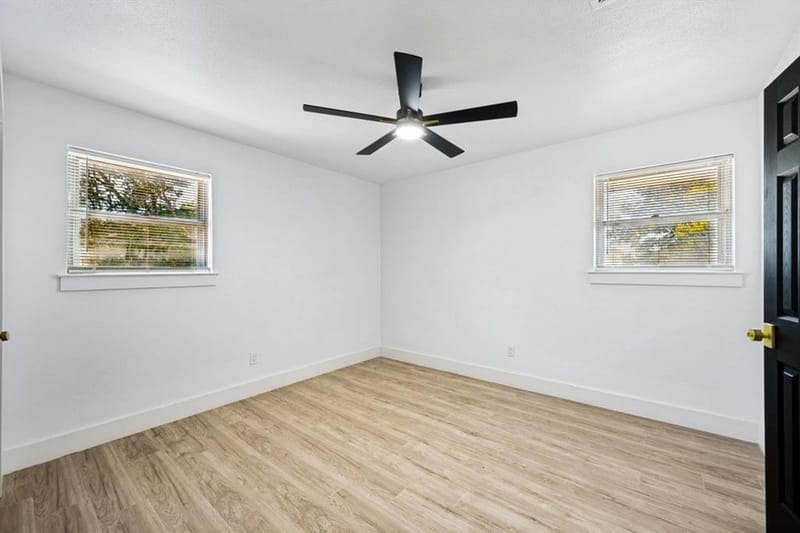 317 Cedar Creek Court, Fort Worth TX 76103 - Photo 17