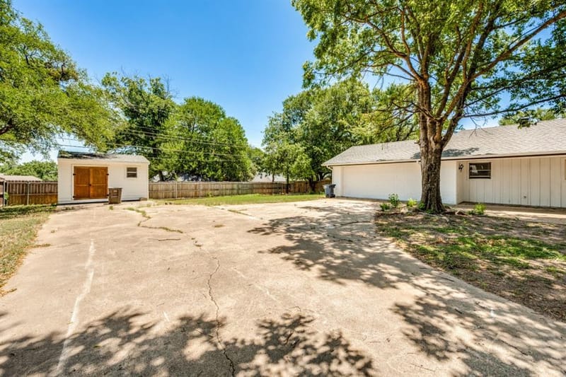 317 Cedar Creek Court, Fort Worth TX 76103 - Photo 24