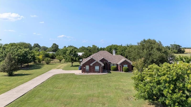9 Horseman Drive, Lucas TX 75002 - Photo 2