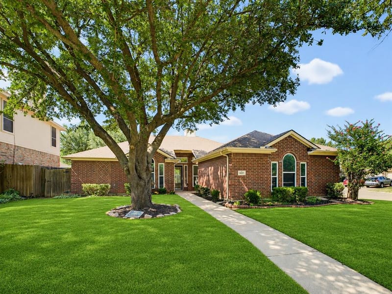 637 Cedarwood Drive, Keller TX 76248 - Photo 2