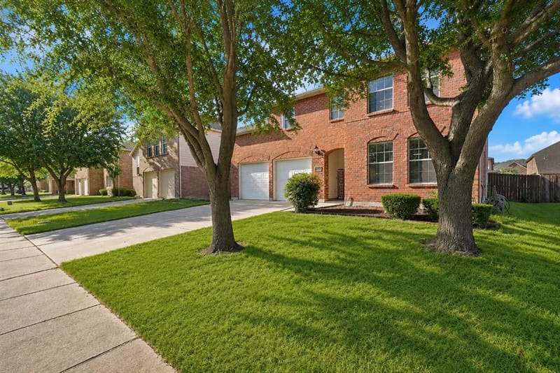 3201 Hoover Drive, McKinney TX 75071 - Photo 2