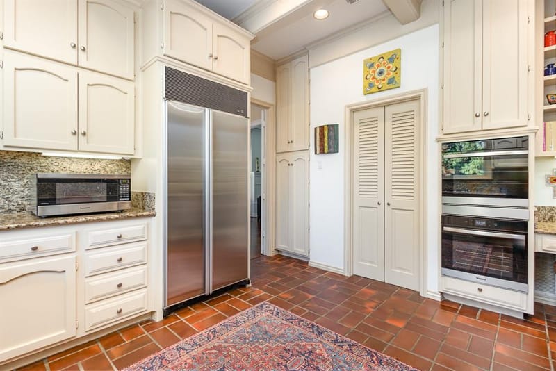 1103 Findlay Drive, Arlington TX 76012 - Photo 13