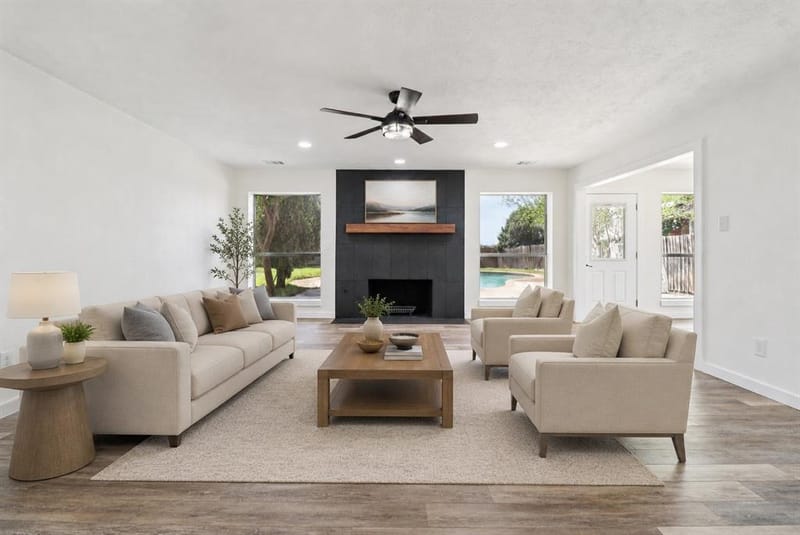 514 Palm Desert Drive, Garland TX 75044 - Photo 3