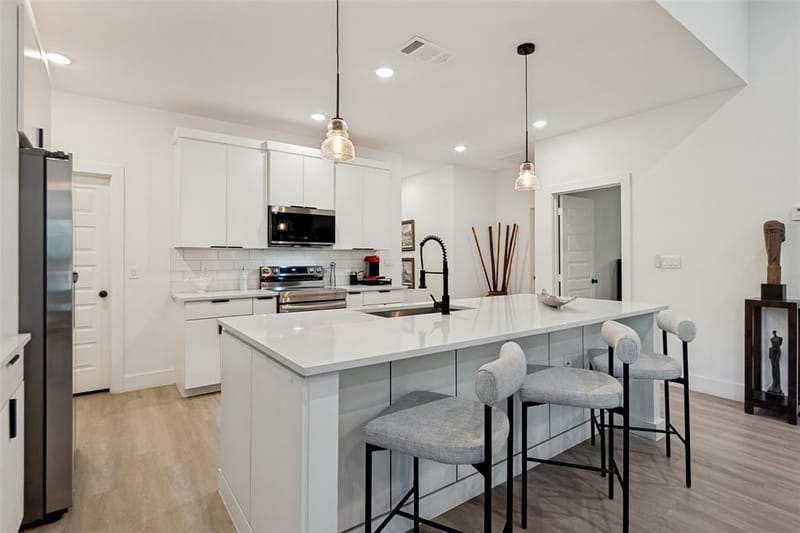 2643 Exline Street, Dallas TX 75215 - Photo 13