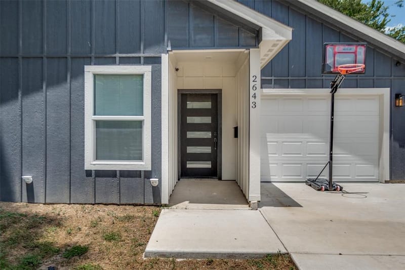 2643 Exline Street, Dallas TX 75215 - Photo 3