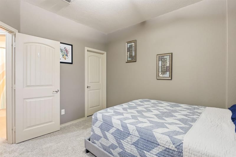 1817 Potrillo Lane, Fort Worth TX 76131 - Photo 27