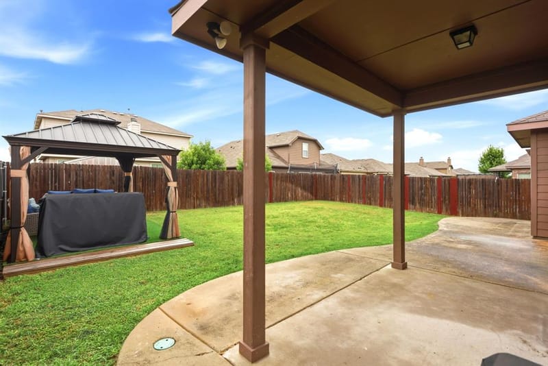 1817 Potrillo Lane, Fort Worth TX 76131 - Photo 34