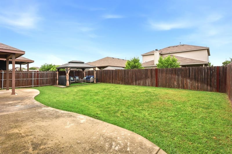1817 Potrillo Lane, Fort Worth TX 76131 - Photo 33