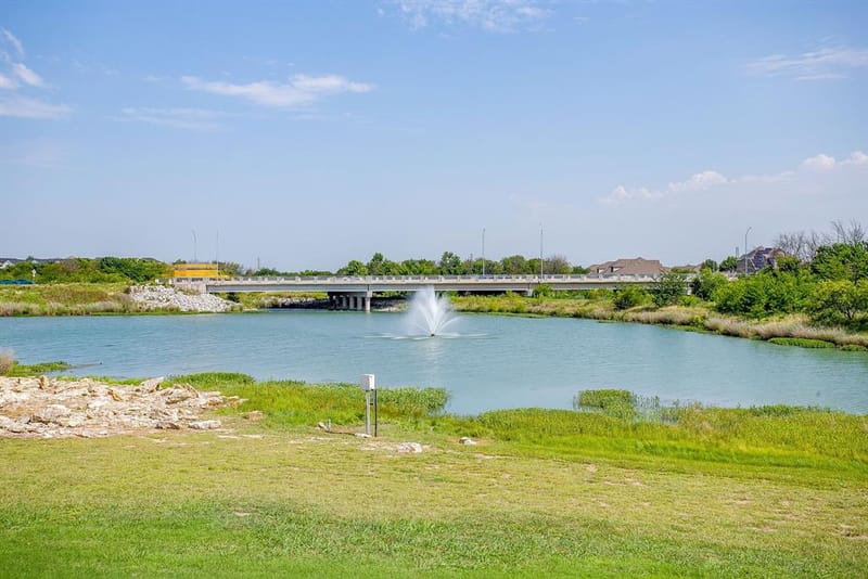 1817 Potrillo Lane, Fort Worth TX 76131 - Photo 39