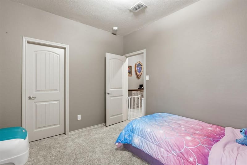 1817 Potrillo Lane, Fort Worth TX 76131 - Photo 25