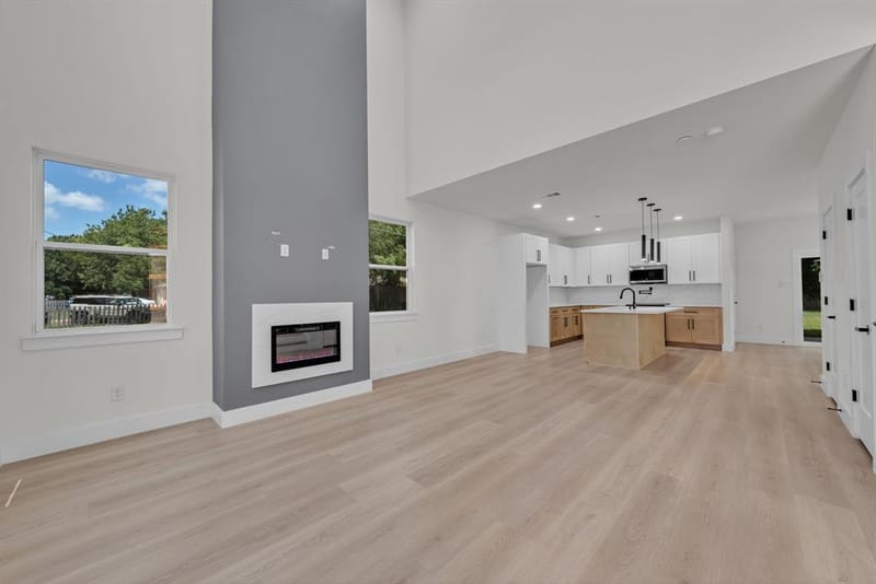 3639 Pueblo Street, Dallas TX 75212 - Photo 2
