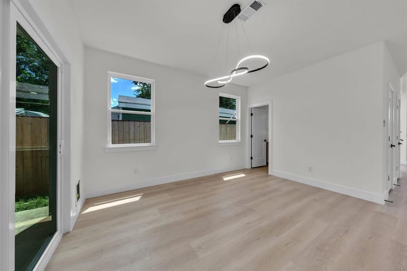 3639 Pueblo Street, Dallas TX 75212 - Photo 11