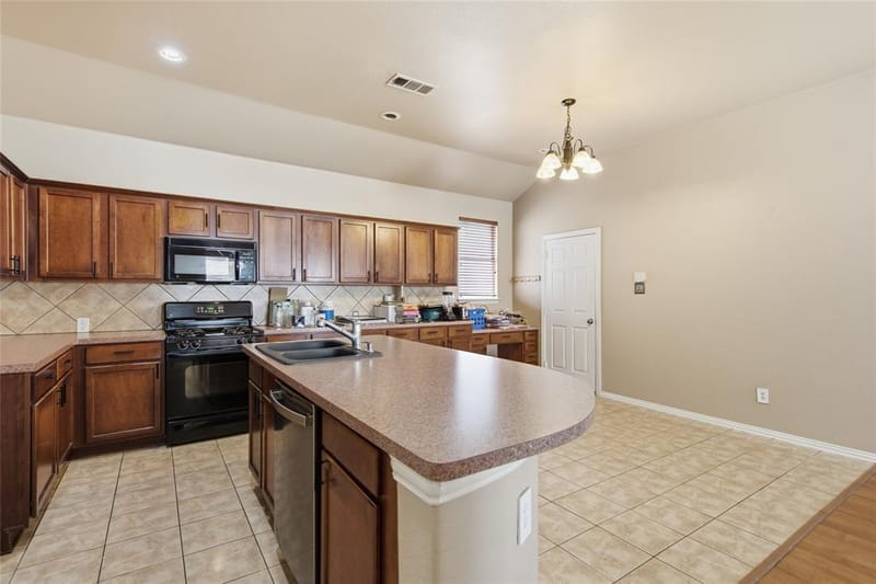 1728 Mercer Way, Savannah TX 76227 - Photo 22