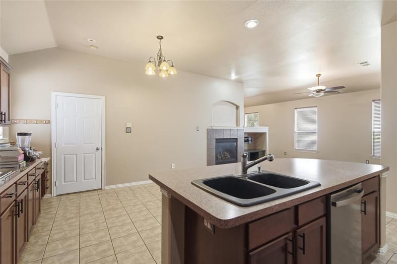1728 Mercer Way, Savannah TX 76227 - Photo 24