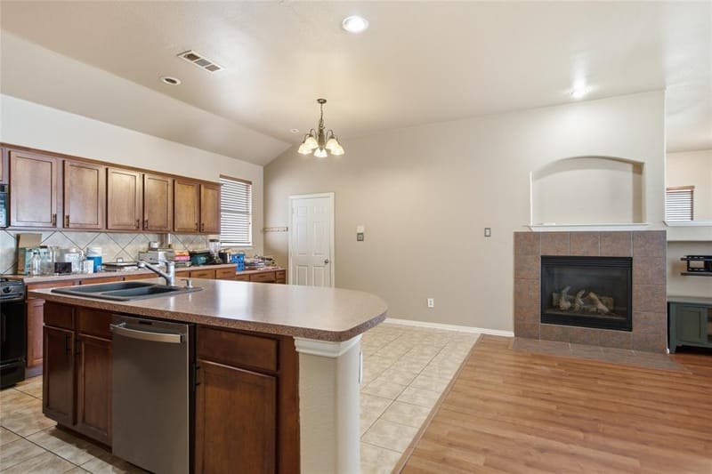 1728 Mercer Way, Savannah TX 76227 - Photo 21