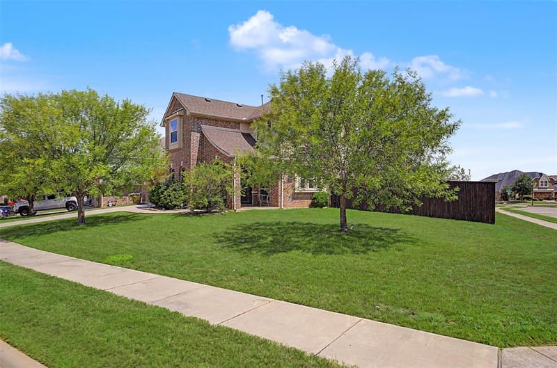 1204 Barberry Drive, Burleson TX 76028 - Photo 3