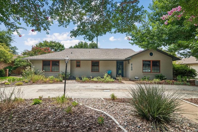 6150 Berwyn Lane, Dallas TX 75214 - Photo 2