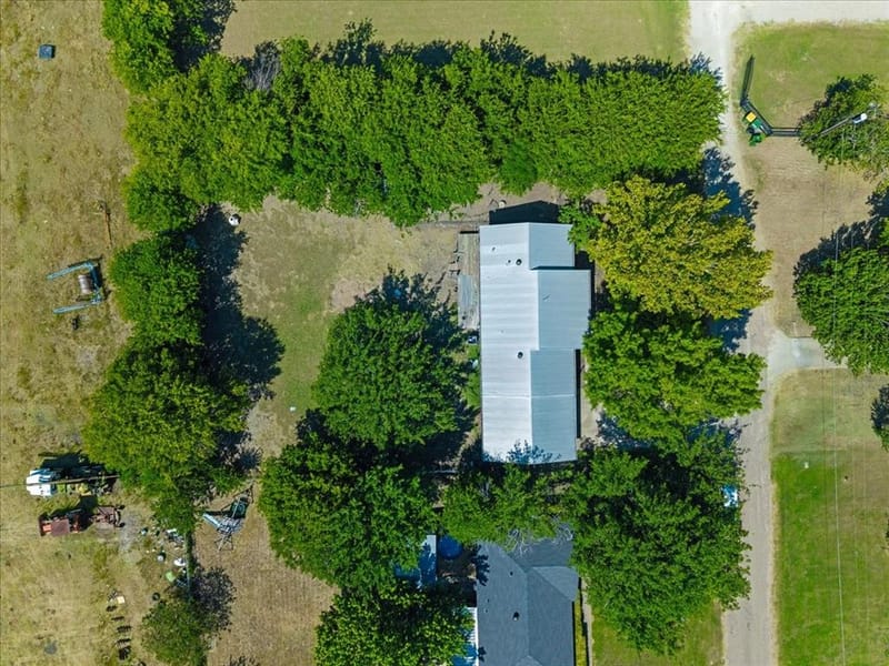 104 Parker Street, Italy TX 76651 - Photo 27
