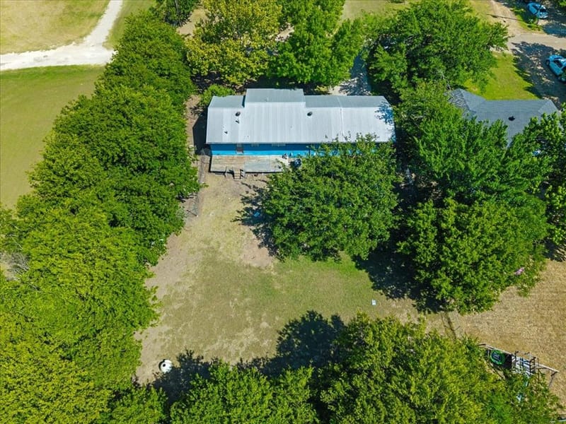104 Parker Street, Italy TX 76651 - Photo 28