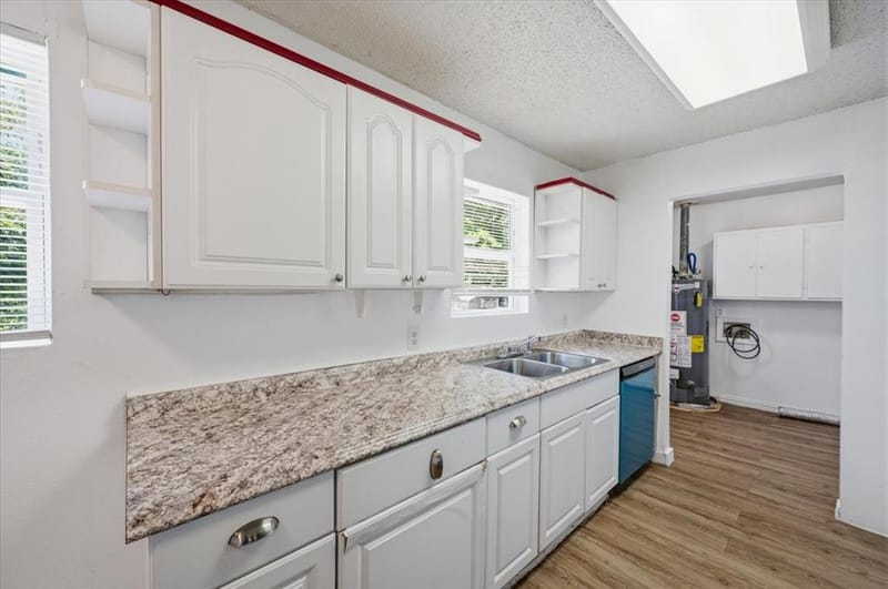 104 Parker Street, Italy TX 76651 - Photo 9