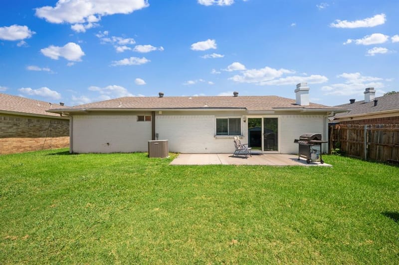 2314 Benbrook Drive, Carrollton TX 75007 - Photo 23