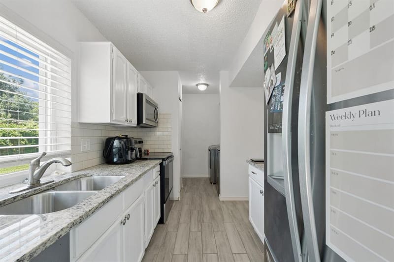 2314 Benbrook Drive, Carrollton TX 75007 - Photo 9