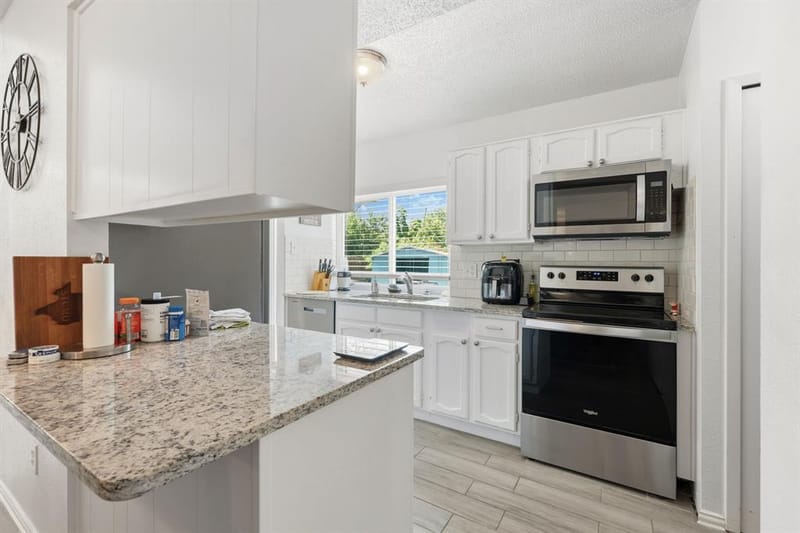 2314 Benbrook Drive, Carrollton TX 75007 - Photo 11