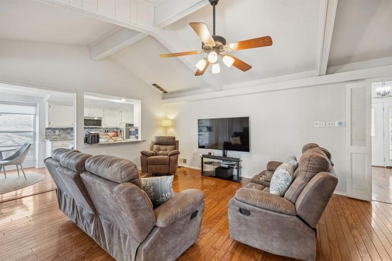 9740 Dartridge Drive, Dallas TX 75238 - Photo 12