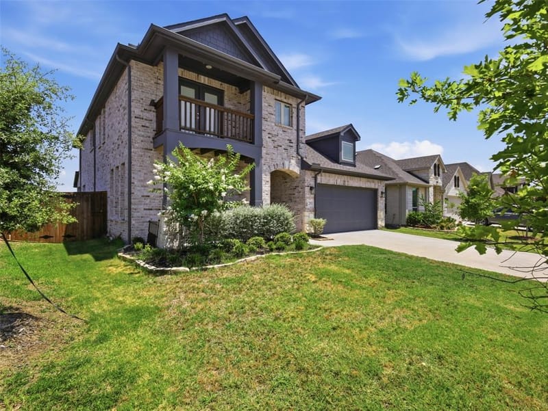 201 Sweetwater Drive, Commerce TX 75428 - Photo 7