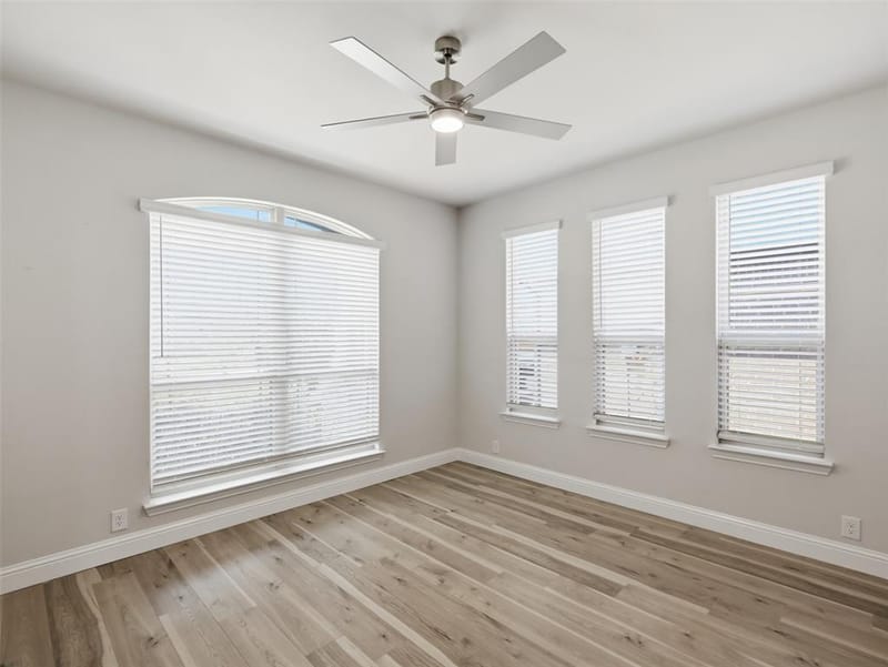 201 Sweetwater Drive, Commerce TX 75428 - Photo 20