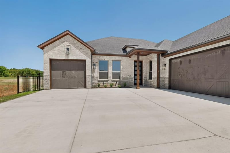 973 Bandon Dunes Drive, Fort Worth TX 76028 - Photo 3